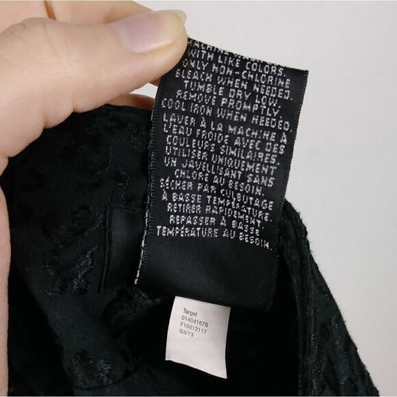 Mossimo Black Brocade Lace Pencil Skirt - Picture 5 of 5